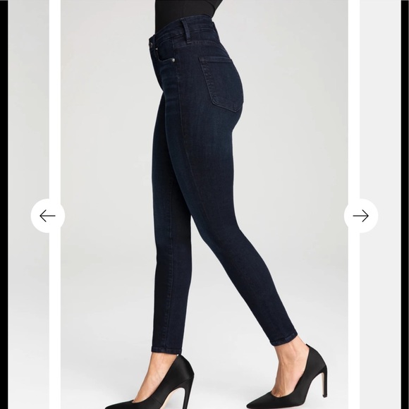 Good American Good Legs Jeans NWT - Picture 4 of 11